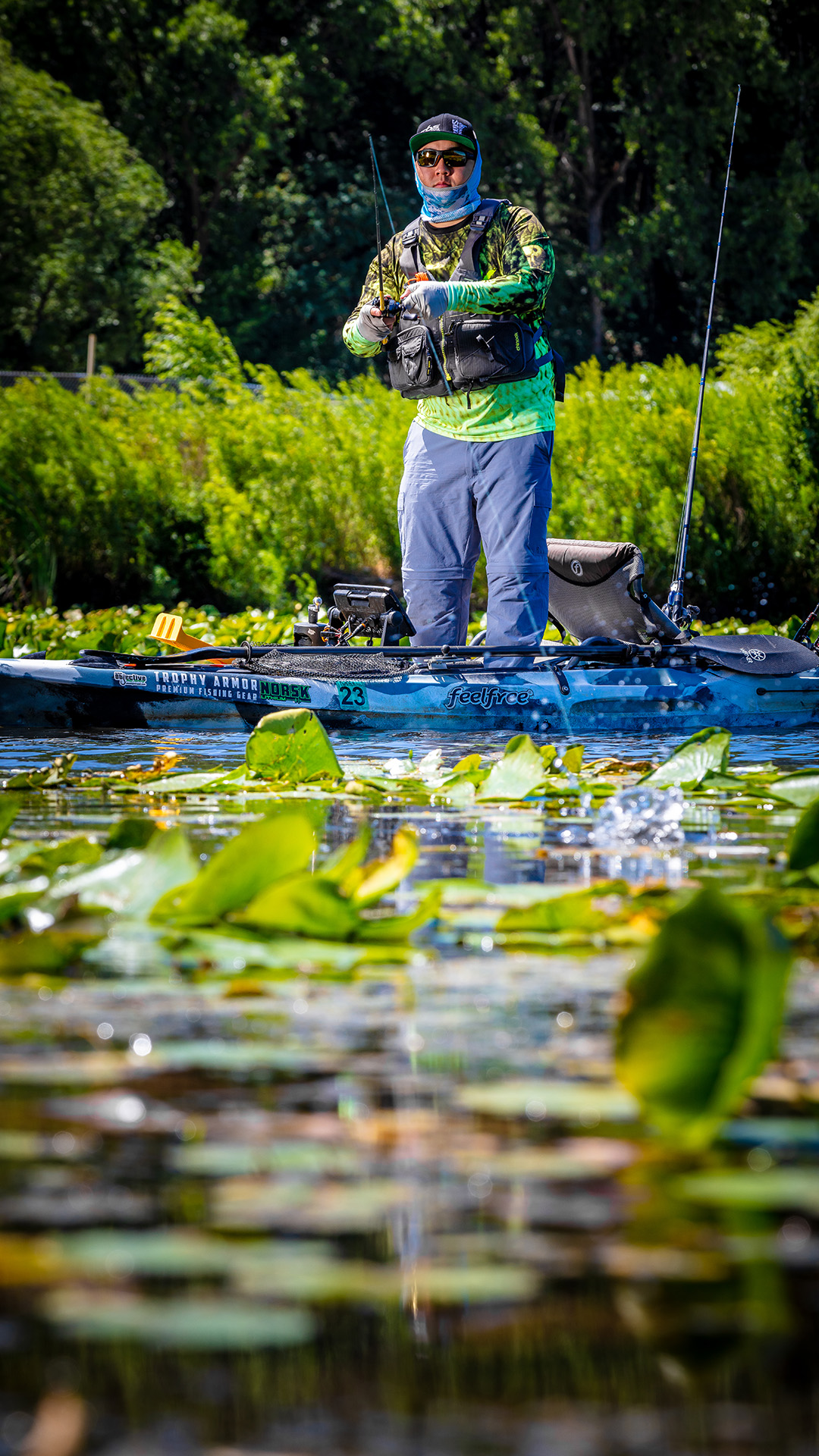 Norsk Lithium kayak angler fishing while powering his electronics with a a Norsk Lithium ion battery 1080X1920