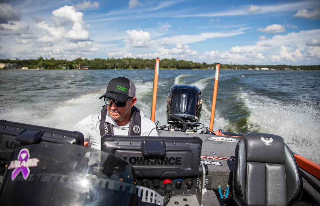 Bobby Lane driving in his 920 Elite Phoenix with Power pole Trolling motor powered by Norsk Lithium 36V 60Ah Batteries – 010A7124 Bobby Lane driving in his 920 Elite Phoenix with Power pole Trolling motor powered by Norsk Lithium 36V 60Ah Batteries 010A7124